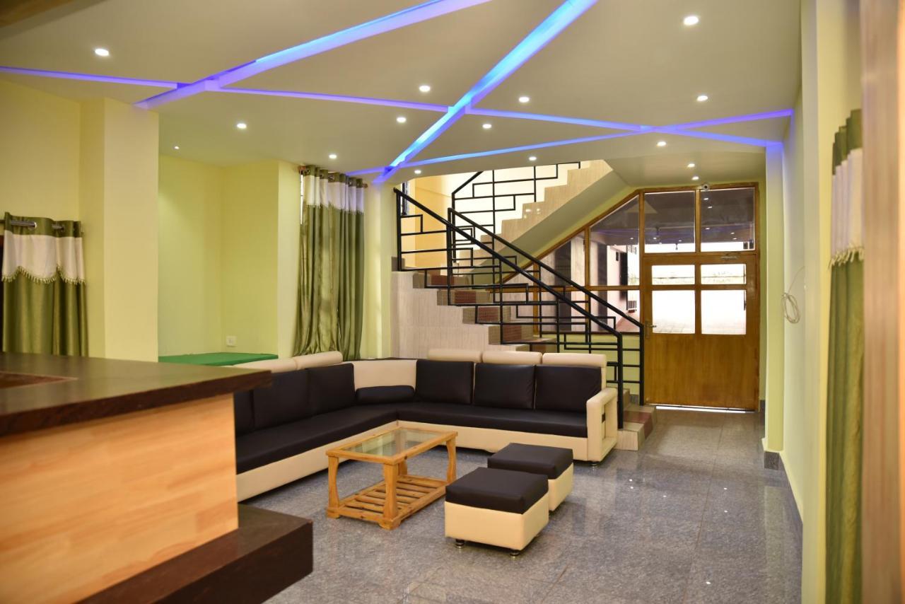 Hotel City Palace Inn Shillong Exterior photo
